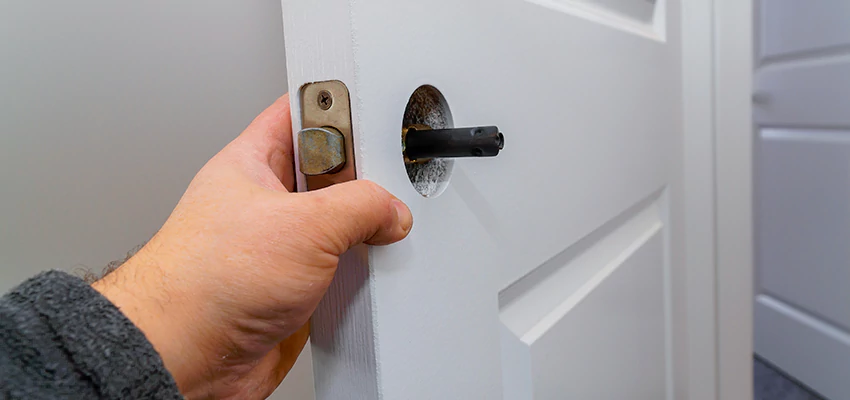 Nighttime Locksmith For Lock Repair in Dunedin, FL