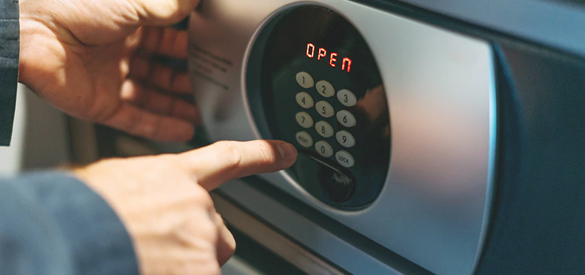 Cash Safe Openers in Dunedin, Florida