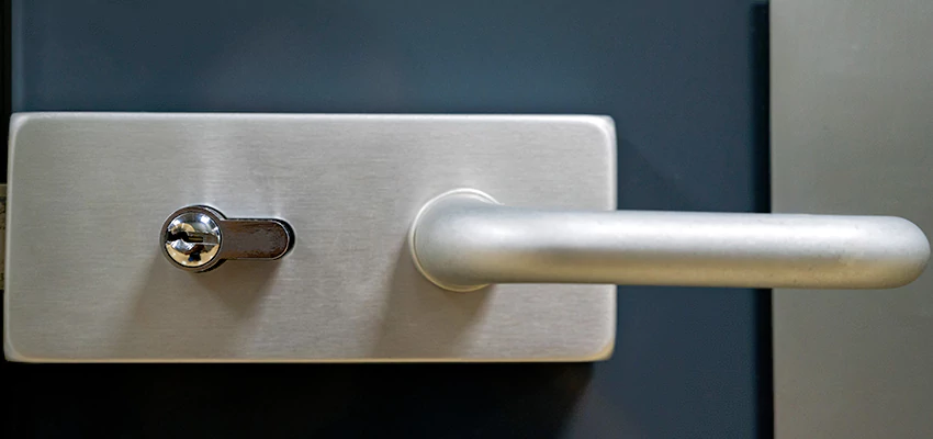 Change Patio Door Locks in Dunedin, Florida